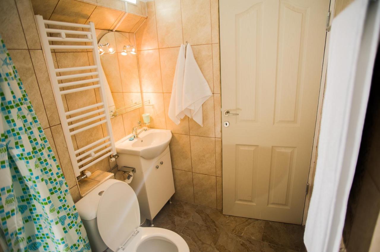 Ullysses Guest House Брашов Екстериор снимка